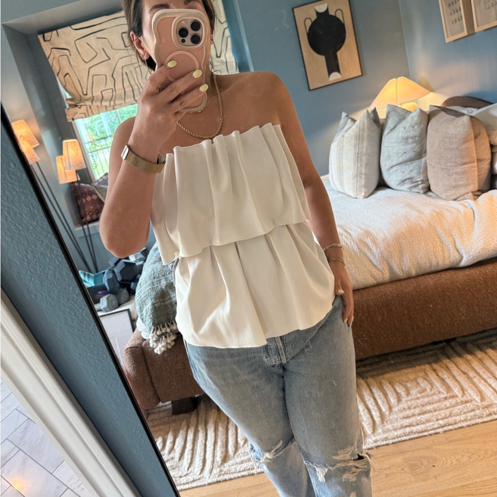 House of Dagmar Sculpted White Tube Top